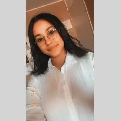 Lennie, babysitter à Montaigu