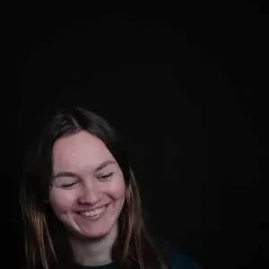 Louna, babysitter à Angers