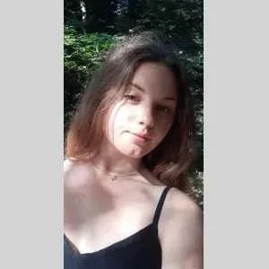 Millie, babysitter à Royeres