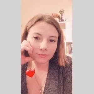 Elisa , babysitter à Canet en Roussillon