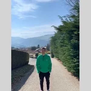 Martin, babysitter à Vif