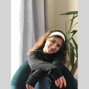 Lyséann, babysitter à Pleugueneuc