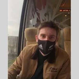 Valentin , babysitter à Bordeaux