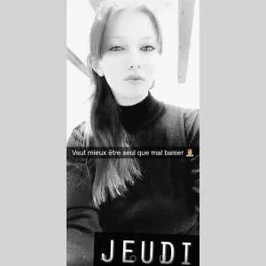 Louane, babysitter à Tallard