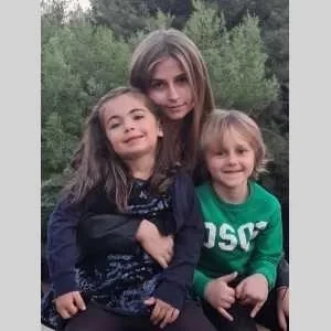 Lola, babysitter à Beausoleil