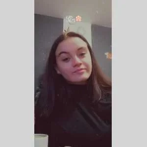 Chloé , babysitter à Fontenay aux Roses