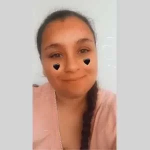 Badra, babysitter à Tours