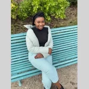 Nousrati, babysitter à Bourg en Bresse