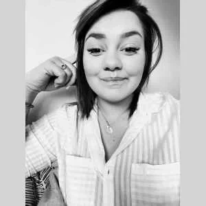 Charlene, babysitter à Pignan