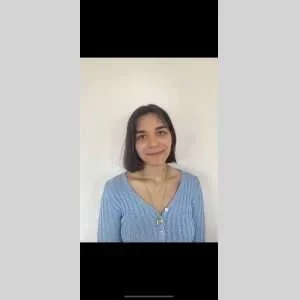 Ines, babysitter à Caen