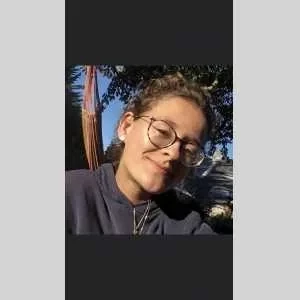 Alix, babysitter à Paris