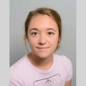 Florence, babysitter à Reze