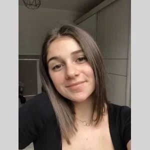 Clémentine, babysitter à Saint Nazaire