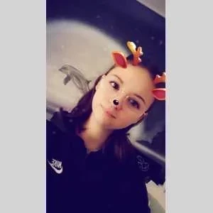 Océane , babysitter à Le L habit