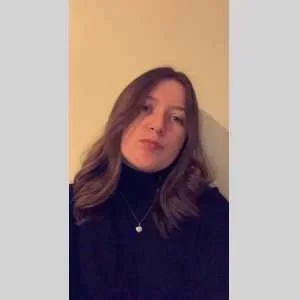 Charlotte , babysitter à Chaville