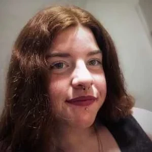 Kelly, babysitter à Mantes la Jolie