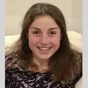 Léa, babysitter à Binic Etables sur Mer