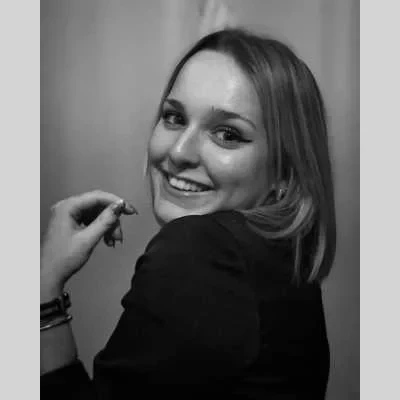 Kyllie, babysitter à Pont l Abbe