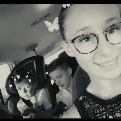 Laurine , babysitter à La Garde