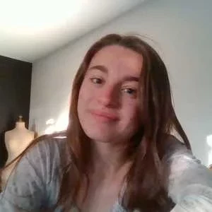 Neyrelle, babysitter à Saint Nazaire