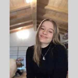 Miren, babysitter à Giroussens