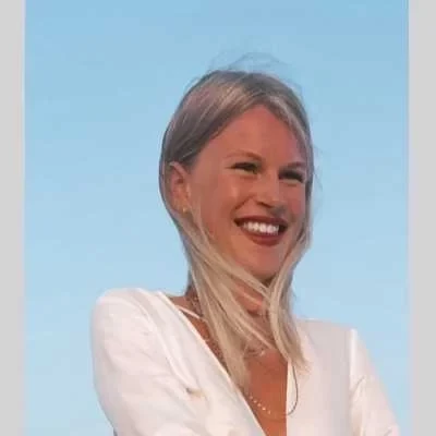 Anna, babysitter à Hasnon