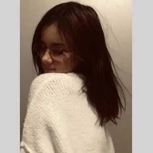 Ines, babysitter à Niort