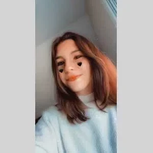 Maeva, babysitter à Orleans