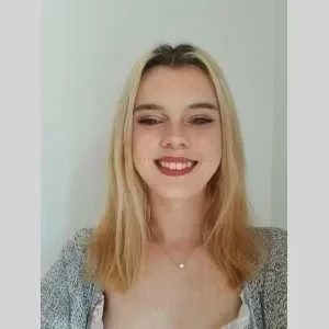 Sarah, babysitter à La Roche sur Yon