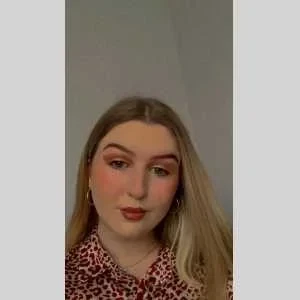 Maelle, babysitter à Lewarde