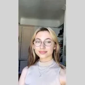 Icéane , babysitter à Macon