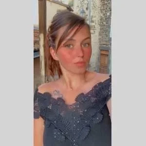 Alexia, babysitter à Mur sur Allier
