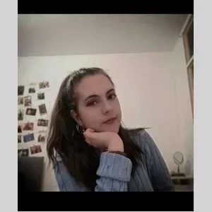 Marine, babysitter à Armentieres