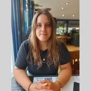 Victoria, babysitter à Orleans