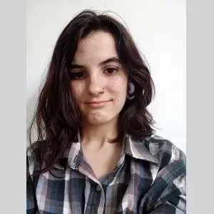 Nui, babysitter à Bourg les Valence