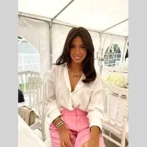 Leïla, babysitter à Drancy