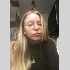 Appoline, babysitter à Saint Mammes