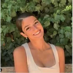 Fleur, babysitter à Apt