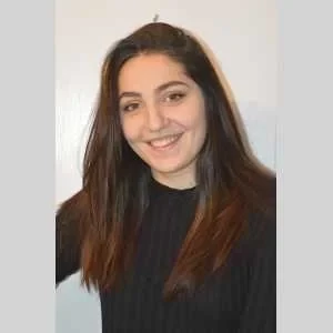 Eva, babysitter à Nantes