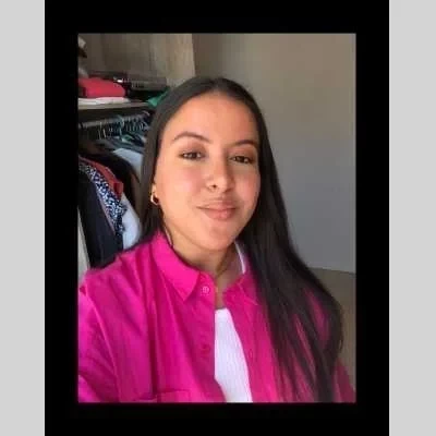 Aya, babysitter à Cholet