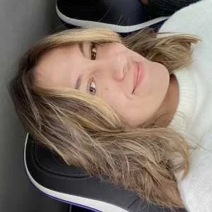 Lou-salomé , babysitter à Fontainebleau