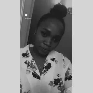 Anfina, babysitter à Orleans