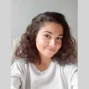 Betty, babysitter à Le Petit Quevilly