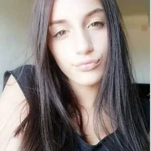 Marie, babysitter à Cogolin