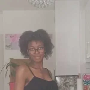 Mimose-léa, babysitter à Chatillon