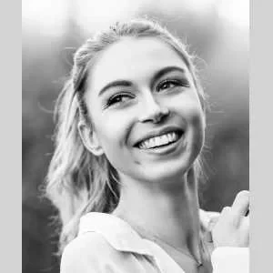 Mellie, babysitter à Angers