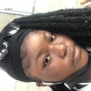 Tchanganny , babysitter à Le Mans