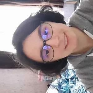 Jennyfer, babysitter à Loches