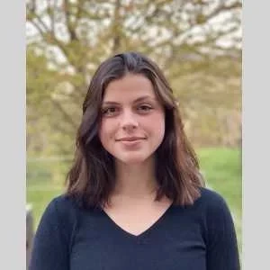 Jade, babysitter à Thuir