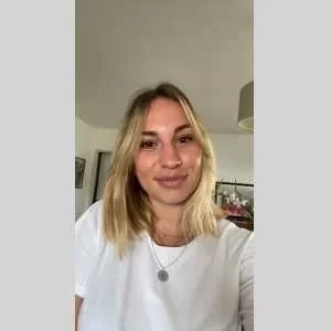 Alix , babysitter à Reims